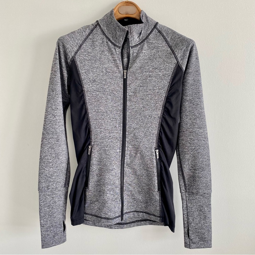 Victoria’s Secret VSX Sport Zip Up Jacket Size Small NWOT